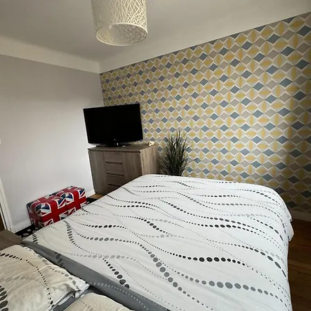 Spacious Cocoon In The Of *