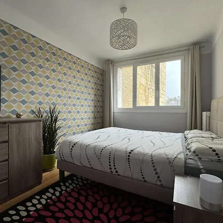 Spacious Cocoon In The Of Caen